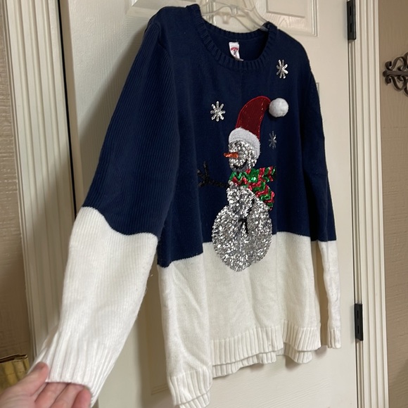 Holiday Time Christmas sweater. Size XL. - Picture 2 of 7